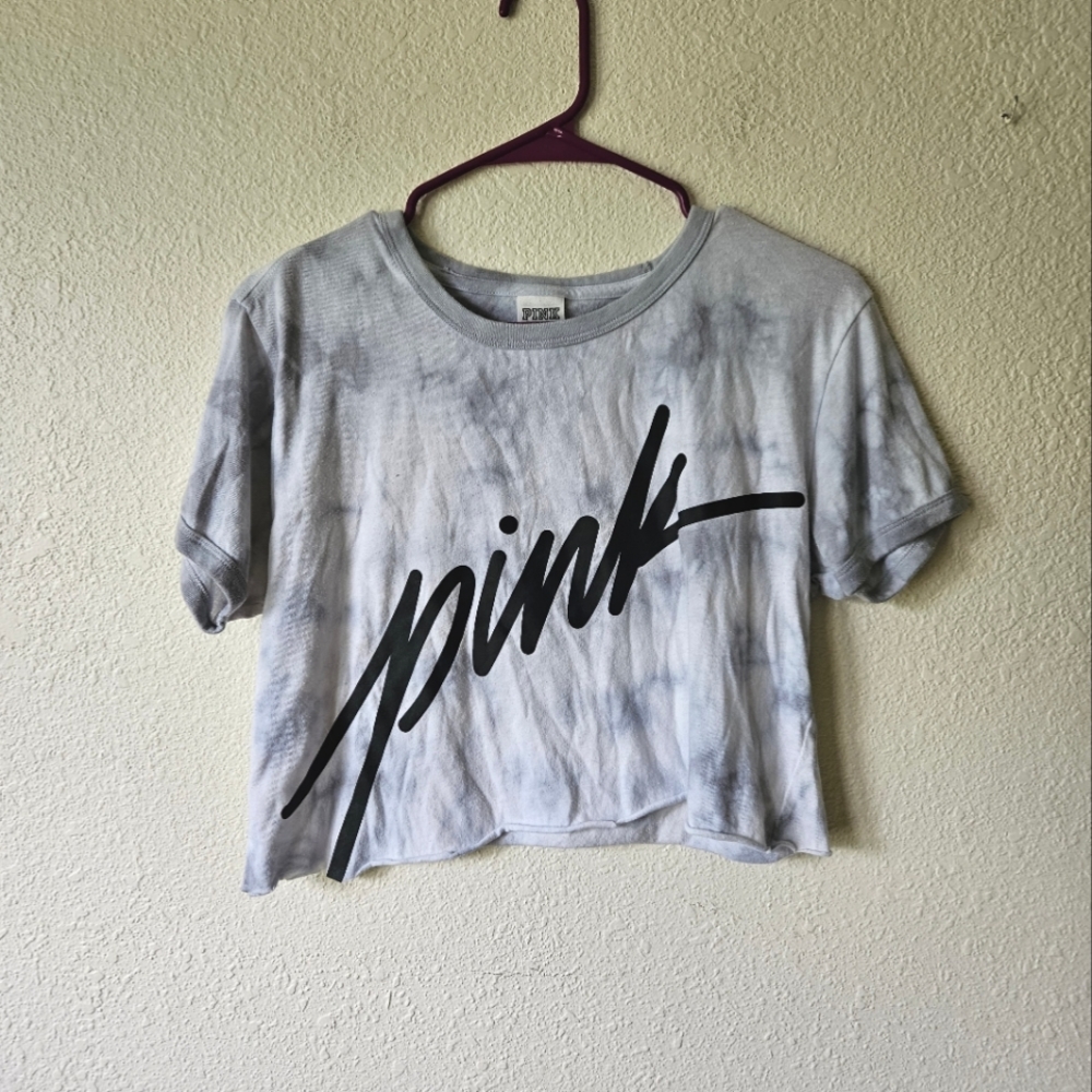 PINK Victoria's Secret Gray Tie-Dye Crop Tee with Black Logo